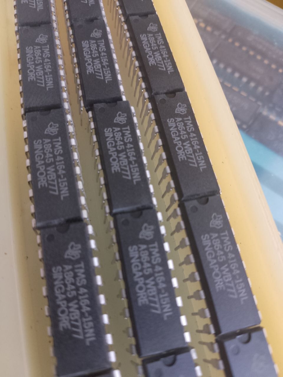 Радіокомпоненти для ZX Spectrum | Каталог запчастин — ZX-Kit